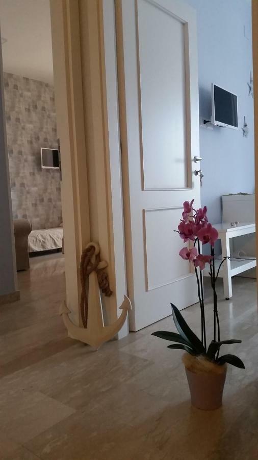 Double Room with Balcony and Sea View