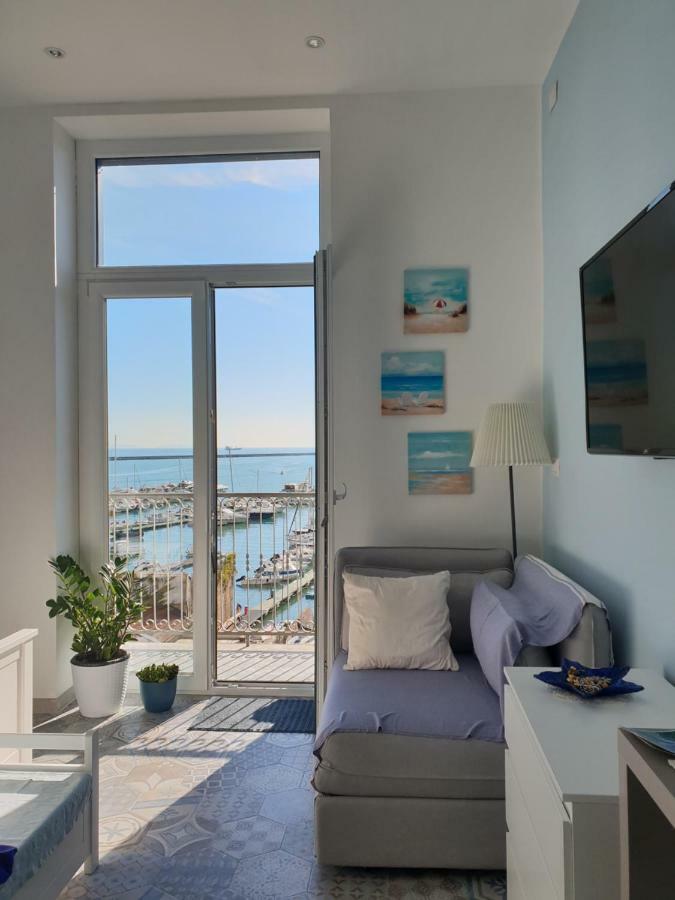 Deluxe Double Room with Balcony and Sea View