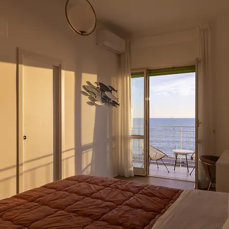 Cas' A Mare - Beachfront Luxury Suites-2