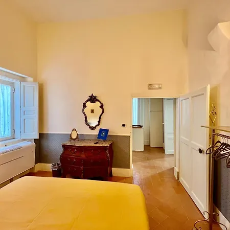Casa Santangelo Suites - Historical Residence-3