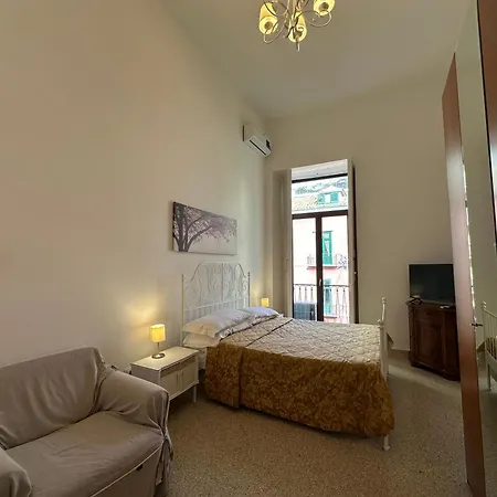 Plaza Apartment-2