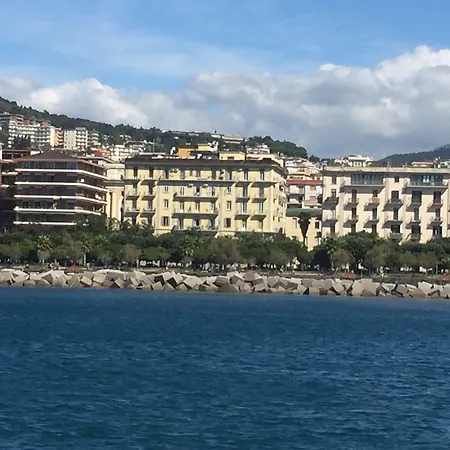 B&B Di Mare E D'Azzurro-2