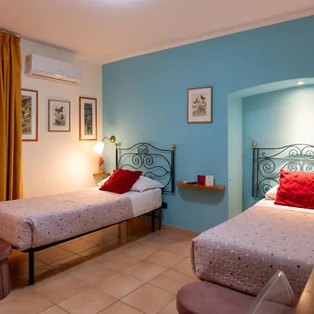 Vittoria Guest House Salerno-2