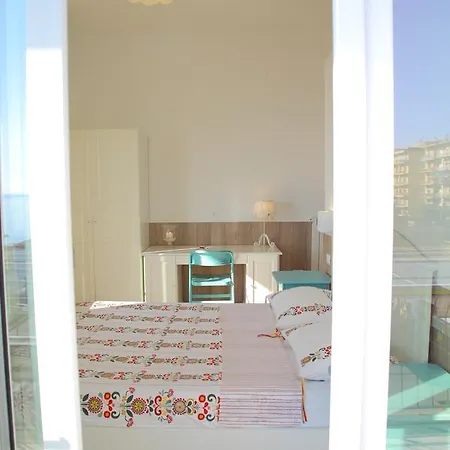 B&B Tramonto Sul Mare-3